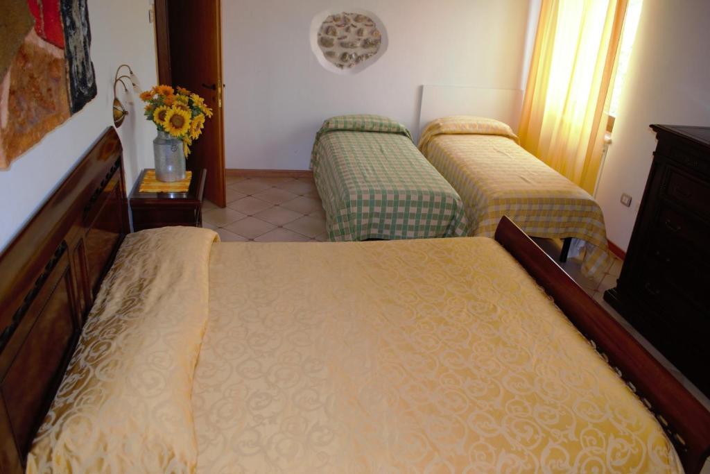 Agriturismo Colombarola Sona Quarto foto
